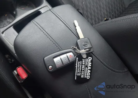 2019 Nissan Rogue S z USA, uszkodzony, nr VIN KNMAT2MV1KP506847